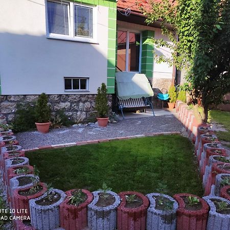 Apartman Lucky 5 Izbovy Rodinny Dom Kültér fotó