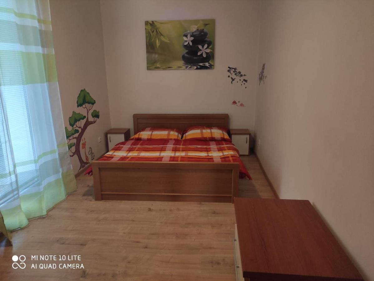 Apartman Lucky 5 Izbovy Rodinny Dom Kültér fotó